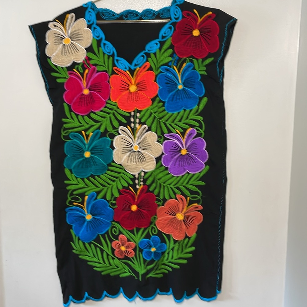 Floral Embroidered handmade dress small